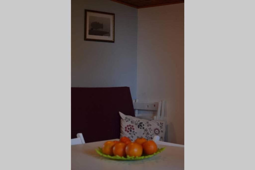 Como Lakeside Cottage - Lakefront Private Garden With Private Access To The Lake Onno Екстериор снимка