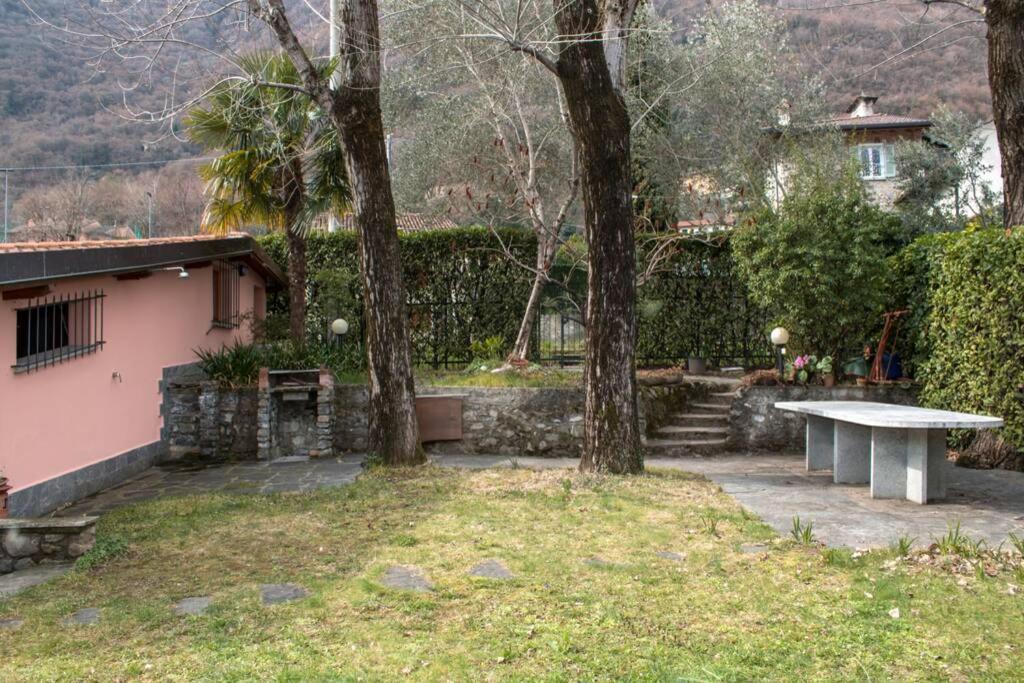 Como Lakeside Cottage - Lakefront Private Garden With Private Access To The Lake Onno Екстериор снимка