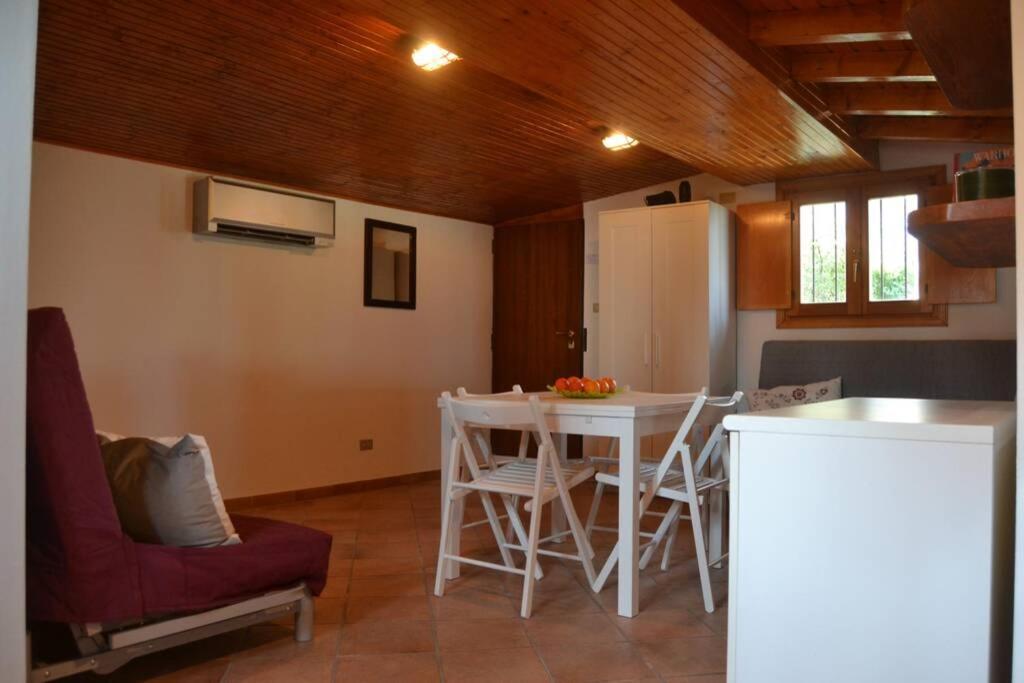 Como Lakeside Cottage - Lakefront Private Garden With Private Access To The Lake Onno Екстериор снимка