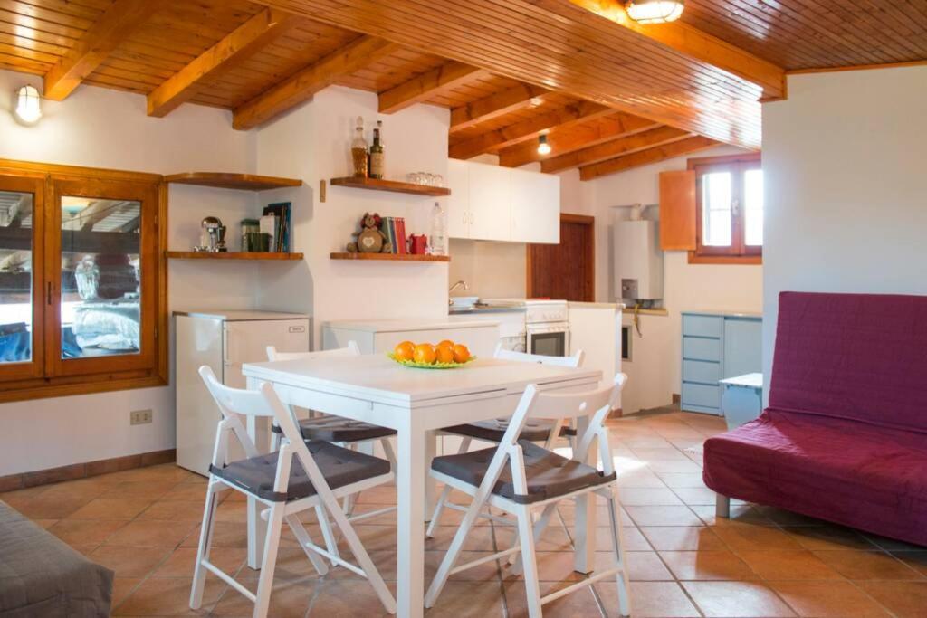 Como Lakeside Cottage - Lakefront Private Garden With Private Access To The Lake Onno Екстериор снимка