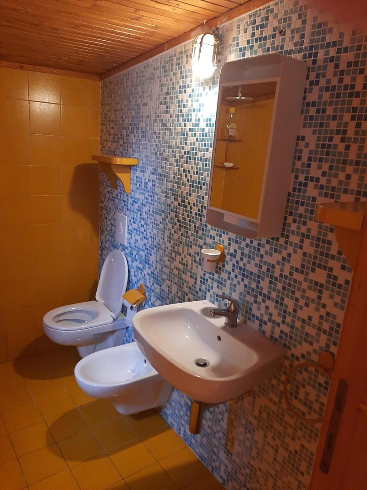 Como Lakeside Cottage - Lakefront Private Garden With Private Access To The Lake Onno Екстериор снимка